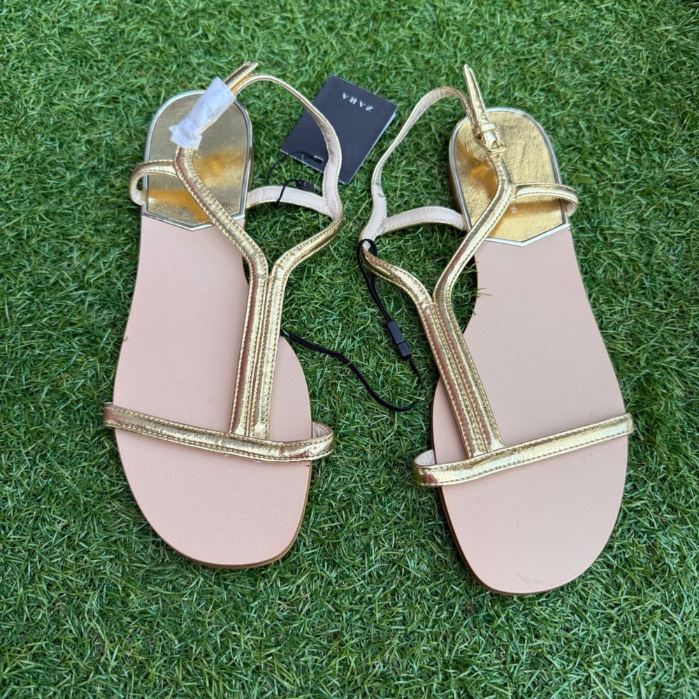 Zara‎ Basic Collection Gold T Strap Flat Sandals … - image 1